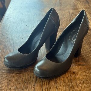Retro 3 inch Kork-Ease size dark grey heel size 7